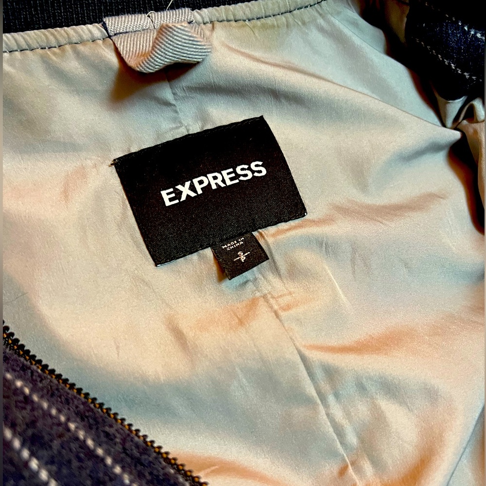 Express Bomber - Picture 3 of 3